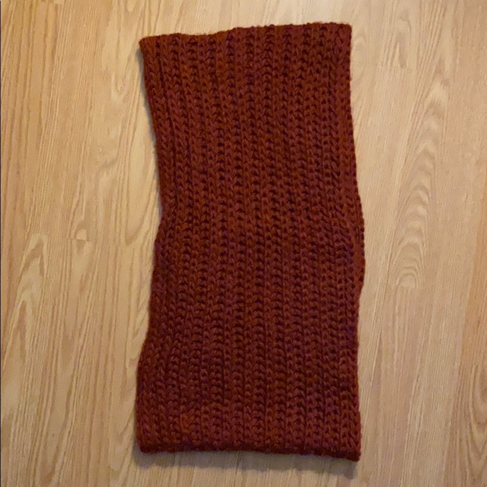 Burgundy infinity scarf